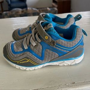 Pediped boys running shoes 8.5 toddler